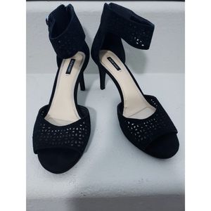 NWOT | ALEX MARIE - Open Toe Ankle Strap Heels